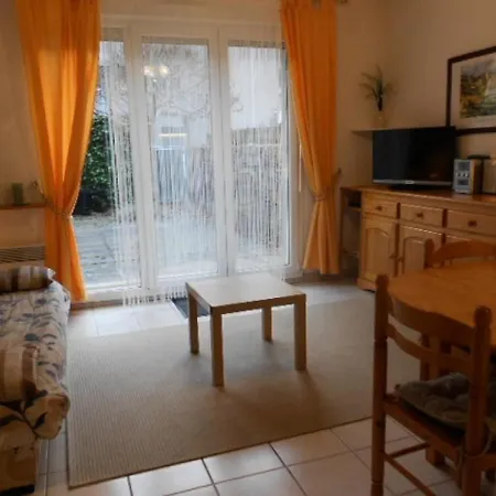Apartment Pic De Lia - 6 Personnes Au Centre Du Village Mae-6204 Cadeilhan-Trachere